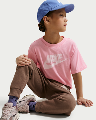 Nike Little Kids' Club Boxy T-Shirt. Nike.com